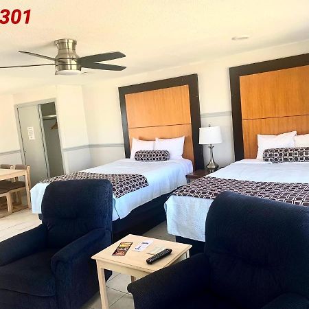 Sand Castle Motel Daytona Beach Shores ภายนอก รูปภาพ
