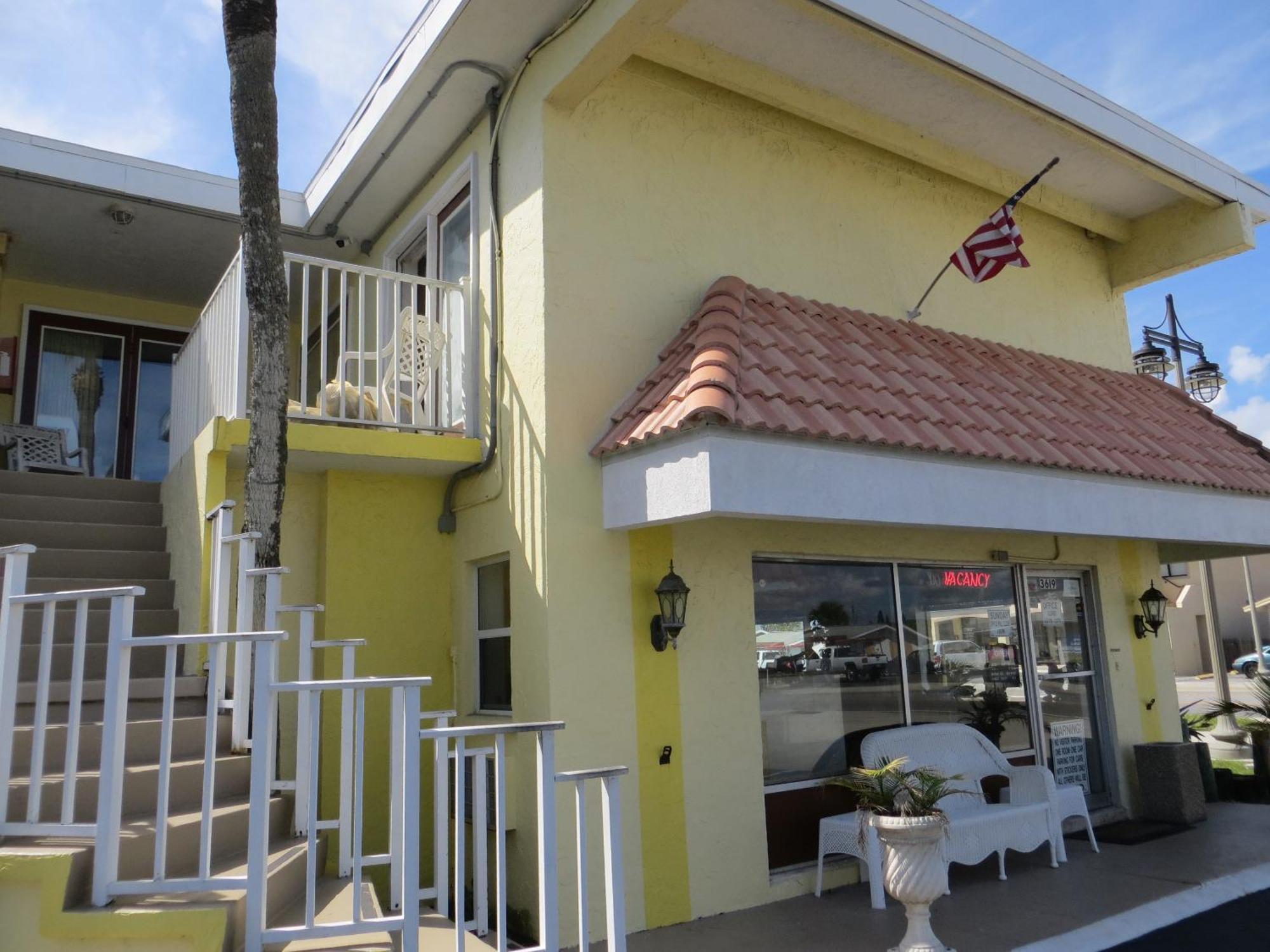Sand Castle Motel Daytona Beach Shores ภายนอก รูปภาพ