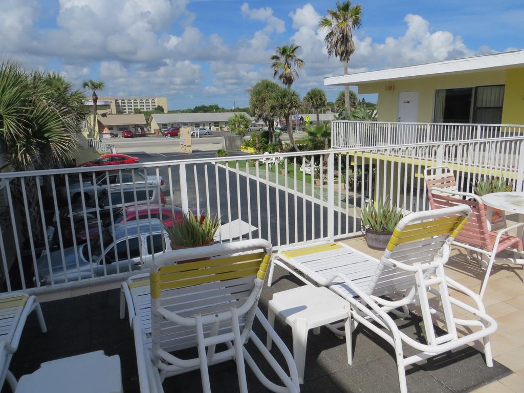 Sand Castle Motel Daytona Beach Shores ภายนอก รูปภาพ