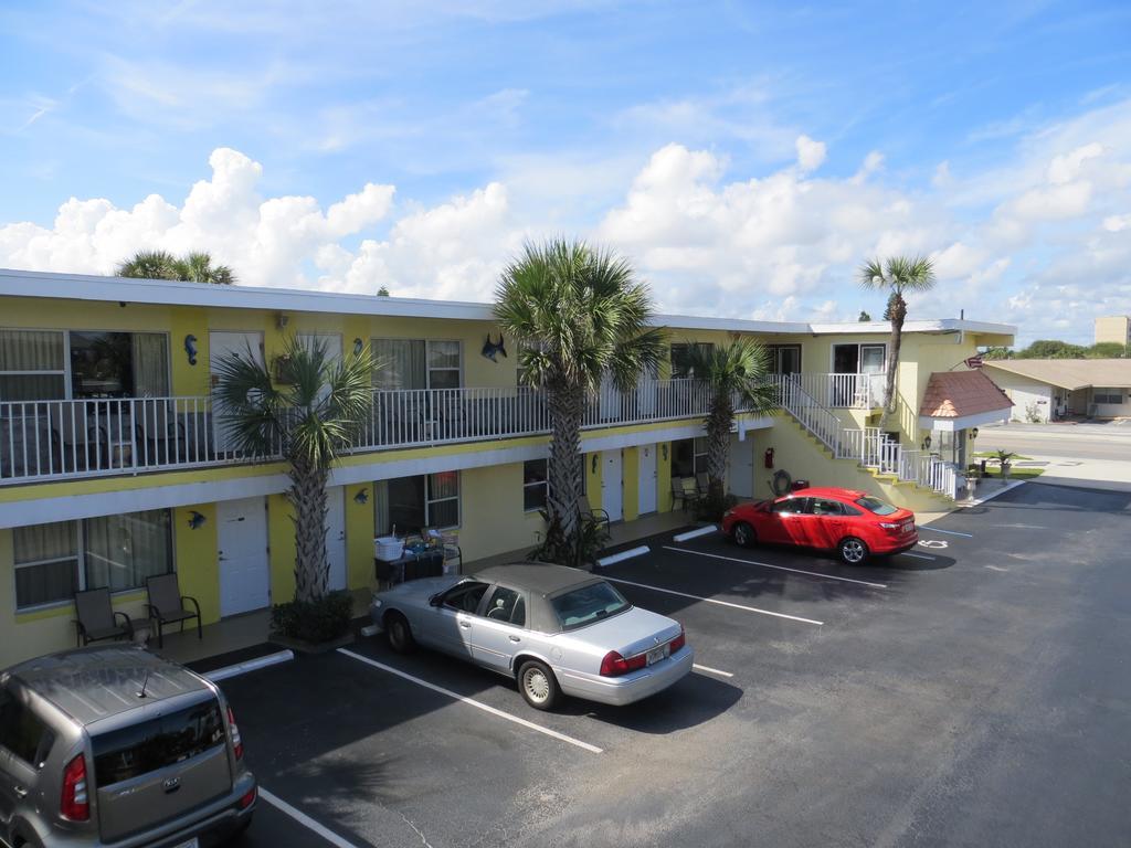 Sand Castle Motel Daytona Beach Shores ภายนอก รูปภาพ