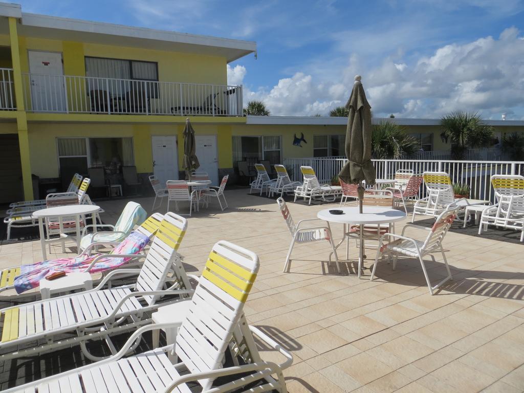 Sand Castle Motel Daytona Beach Shores ภายนอก รูปภาพ