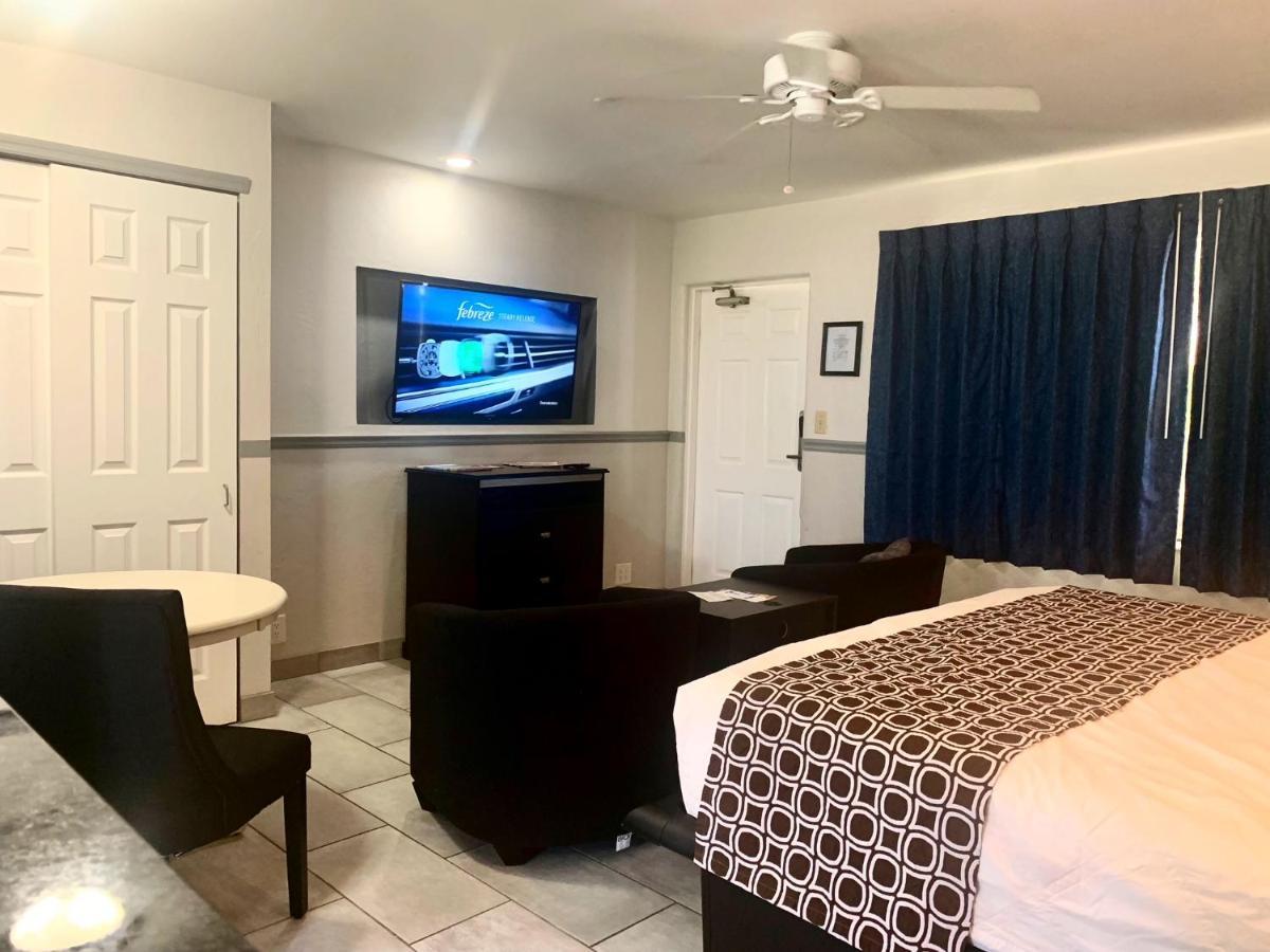 Sand Castle Motel Daytona Beach Shores ภายนอก รูปภาพ